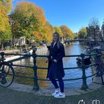 Whitney Rock - @whitney.rockk - Instagram