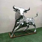 William Chance | Sculpture Studios Owner | Sculpture Maker - @low_poly_sculptures - Instagram
