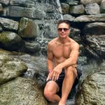 William Leek - @wleek88 - Instagram