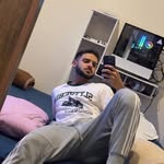 William Schwyzer - @williamwallsch - Instagram