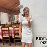 Willow Keller - @willowrosestar - Instagram