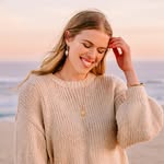 Willow Tucker - @willowtucker - Instagram