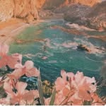 Willow Tucker-Smith - @willowpaintsstuff - Instagram
