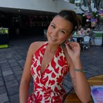 willow weeks - @weeksiwoo - Instagram