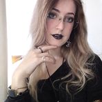 Willow Wells - Facebook