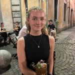 Willow Whitehead - @willow.whitehead - Instagram
