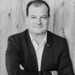 Wolfgang Weber - @wolfgang8200 - Instagram