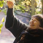 Sue Wynn-Jones - @suecrugfarmplants - Instagram