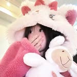 梁思雨 - @xiaoxi_hello - Instagram