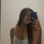 Yanelly González - @yanelly_1010 - Instagram