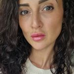 Yasmin Wallace - @yasminwallace1989 - Instagram