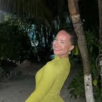 Yasmin Gray - @yassmingray - Instagram