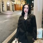 Hoàng Thị Yến Chung - @yenchung_04 - Instagram