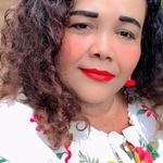 Yeni Salgado - @yeni.salgado.1426 - Instagram