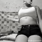 Yeni Torres - @yeni_peres24 - Instagram