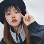 Léa YUE - @yihong_yue - Instagram