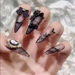 Yili Chen - @yili_chen072 - Instagram