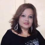 Elizabeth Yolanda Benavides - @yolandabenavides17 - Instagram