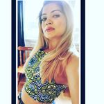 Yolanda Lang - @yollylang - Instagram