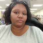 Yolanda Nelson - @landiequeenbee1 - Instagram