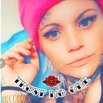Yolanda Winter - @yollynbrodie - Instagram