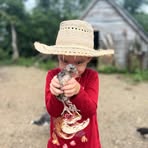 Yoly Chang - Facebook