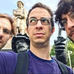 @yoniblochfans - Instagram