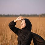 Yu Ling - Facebook