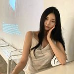 YURI HAN 유리 - @__bornine - Instagram