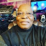 Yves Kompamix - @yvesregis_ - Instagram