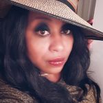 Yvette Barrett - @dbubblebath - Instagram