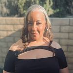 Yvette Blunt - @yv_blunt - Instagram