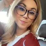 Yvette M Davila - @yvette_davvv32 - Instagram