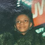 yvette farrell - @yvettefarre - Instagram