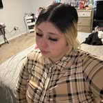 Yvette Gallardo - @queenyveee - Instagram