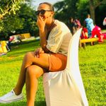 David Stow David Stow - @yvettegatesischeilla - Instagram