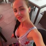 chalerne lovine - @yvettegold232021 - Instagram