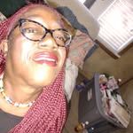 Yvette Holmes - @yvette.holmes.710 - Instagram