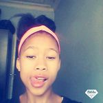 Zoe Co-llin - @yvettelottering - Instagram