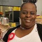 Yvette Lyons - @yvettelyons8 - Instagram