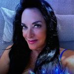 Yvette McCue Lyons - @yvettemccuelyons - Instagram