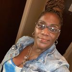Yvette Lyons - @sexypooh66 - Instagram