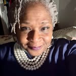 Yvette Mills - @mills.yvette - Instagram
