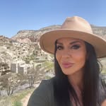 Yvette Weeks - @yvettewks - Instagram