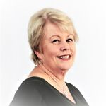 Yvonne Box - @real.life.coach.nz - Instagram
