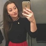 @yvonne_couchard - Instagram