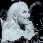 Yvonne de Ville - @yvonne_de_ville - Instagram