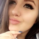 Yvonne May - @cosomo_819 - Instagram