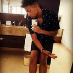 Zach Floyd - @_liltanbaby_ - Instagram