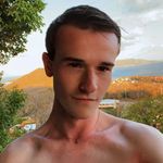 zach - @zachlarkin - Instagram